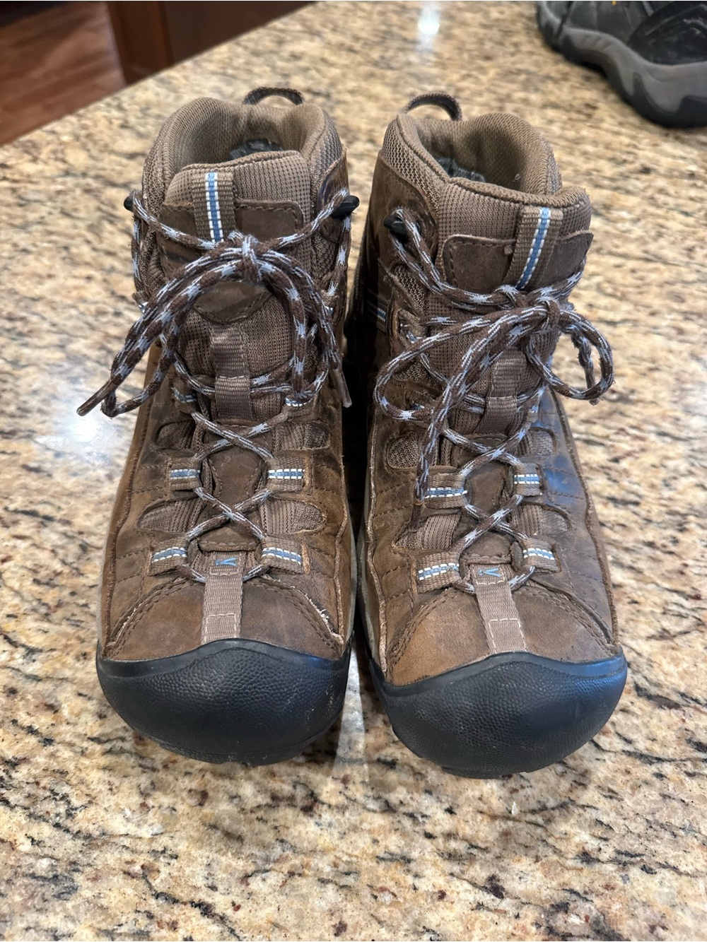 Keen Targhee women’s 8 Brown Waterproof Lace-Up Hiking Boots